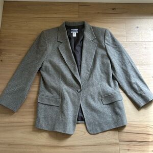 Pendleton Women's Blazer/Jacket  100% virgin wool , Size 14W